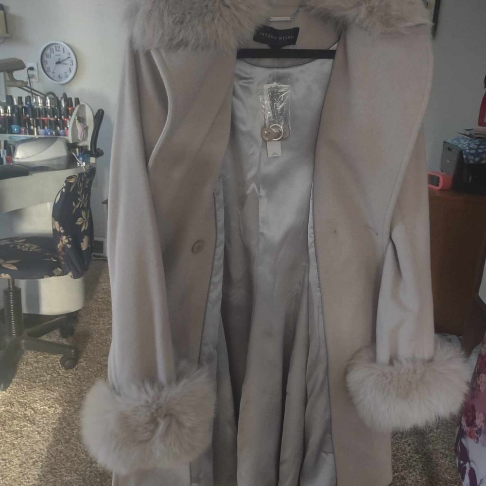 Antonio Melani FurCoat New with tags - Picture 4 of 6